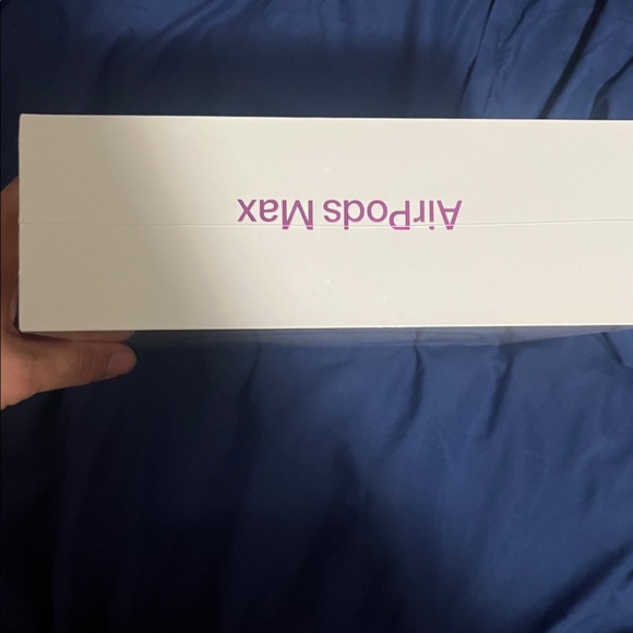AirPods Max - Picture 2 of 4